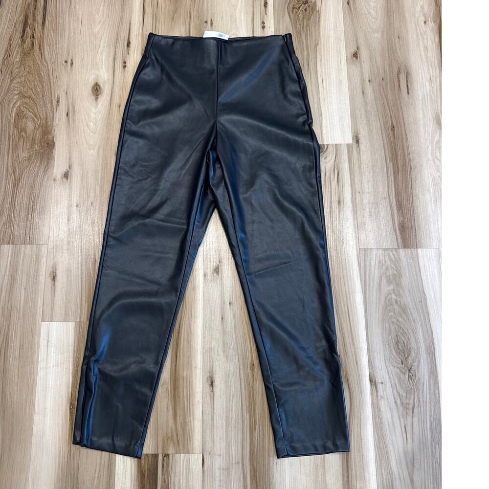 Old Navy Extra High Rise Faux Leather Black Skinny Pants Size 8